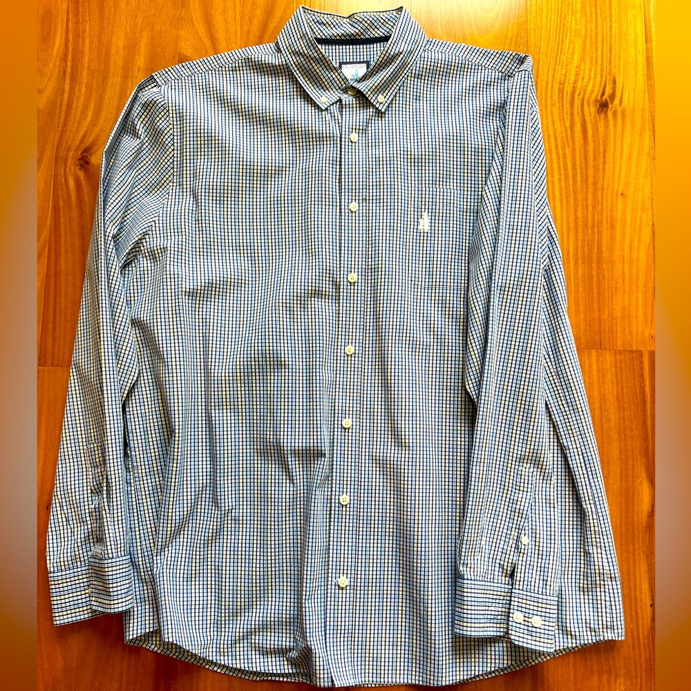Men’s XXL Johnnie-O shirt